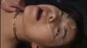 곱슬 머리 섹스와 18 VideoZ에서 호색한 국산 고전 포르노 Bella Mur