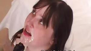 Rocco Siffredi의 무료 porn 섹시한 Arwen Gold와 Stefanie Moon이 있는 소파 비디오