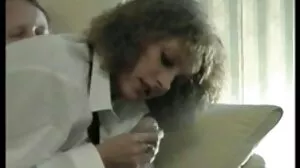 Nubile Films의 예쁜 Francy 근친 포르노 Belle과 함께하는 Doggystyle 액션